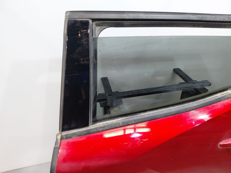 Recambio de puerta trasera izquierda para peugeot 2008 (p2) active referencia OEM IAM 9831048680  