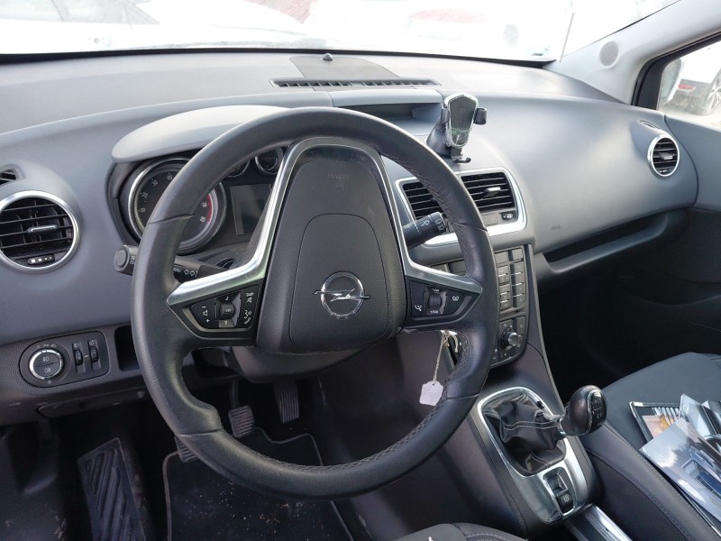 opel meriva b monospace (s10) del año 2010