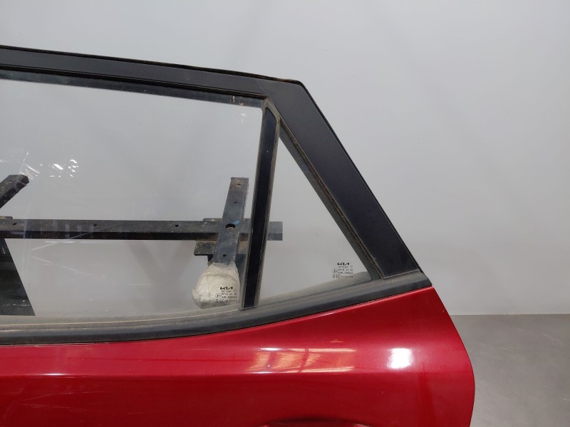 Recambio de puerta trasera izquierda para kia stonic (ybcuv) drive referencia OEM IAM 77003H8400  
