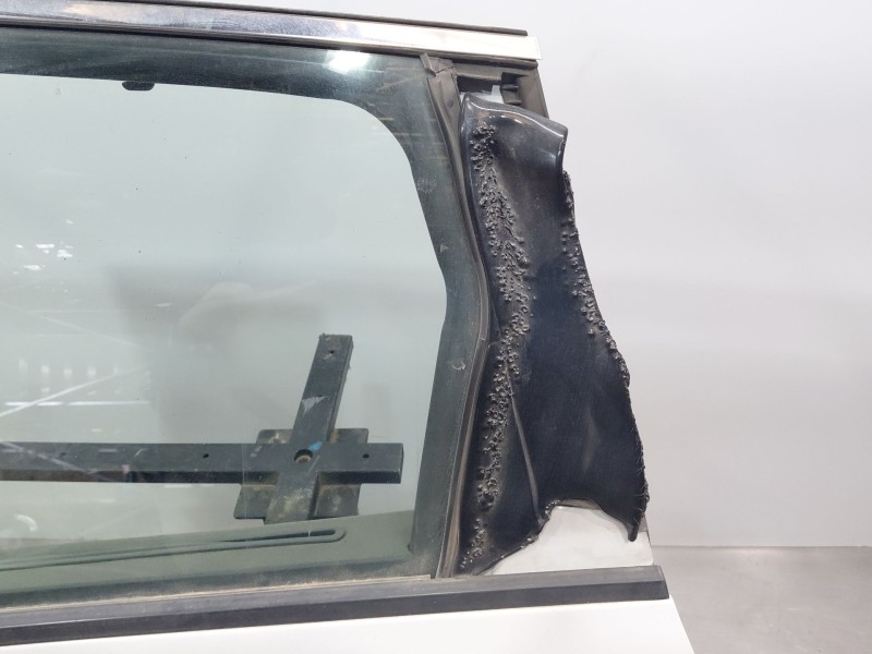 Recambio de puerta trasera izquierda para renault scenic iv intens referencia OEM IAM 821019047R  