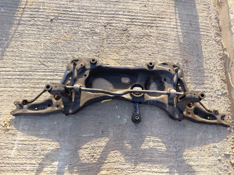 Recambio de puente delantero para skoda octavia iii combi (5e5, 5e6) 1.6 tdi referencia OEM IAM 5Q0199315Q  