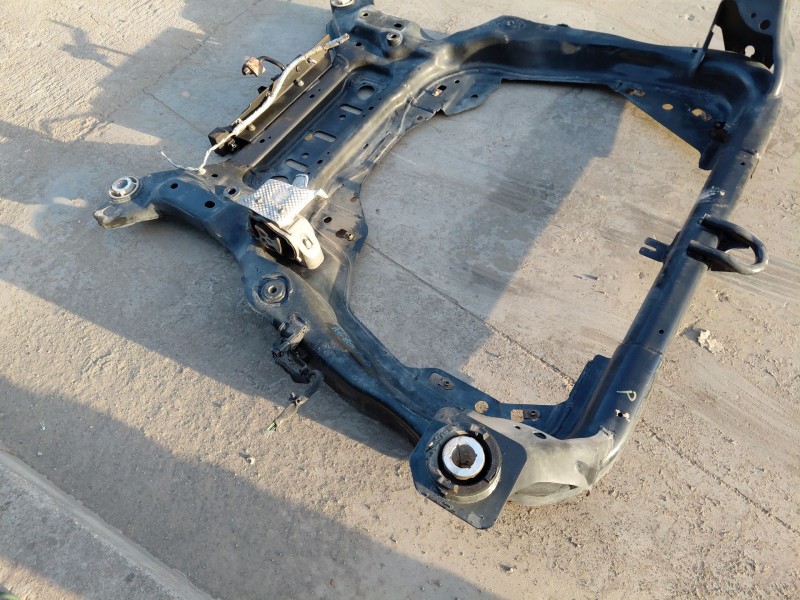 Recambio de puente delantero para jaguar e-pace (x540) 2.0 d150 awd referencia OEM IAM J9C4814  