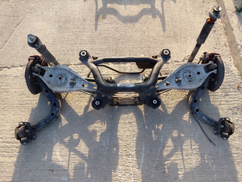 Recambio de puente trasero para bmw 3 coupé (e46) 318 ci referencia OEM IAM 33316770865  