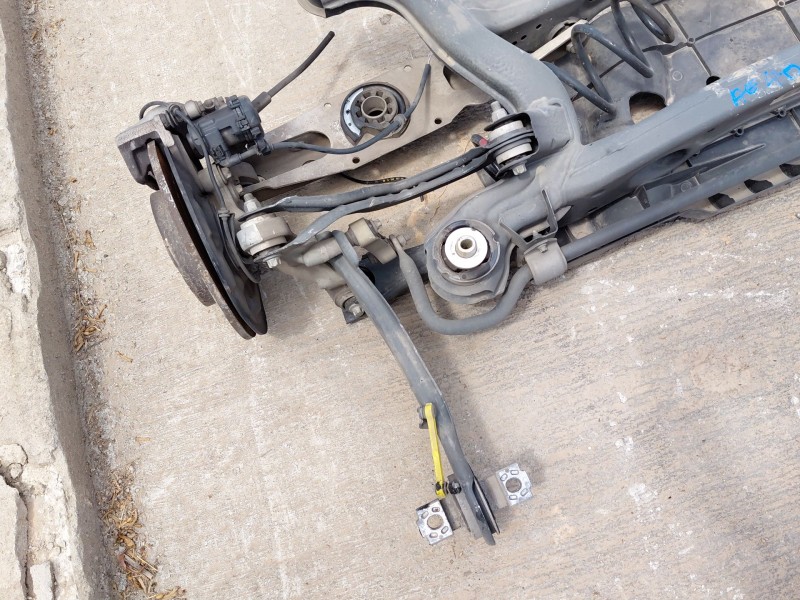 Recambio de puente trasero para mercedes-benz clase gla (w156) 200 d referencia OEM IAM A2423500000  