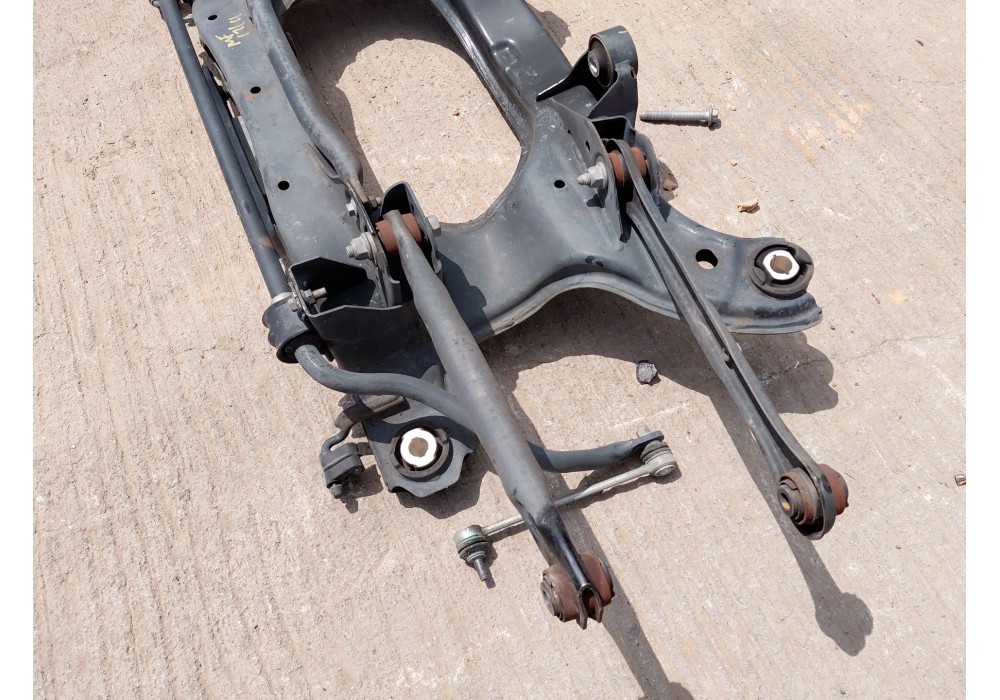 Recambio de puente trasero para land rover range rover evoque (l538) 2.0 d 4x4 referencia OEM IAM LR072077  