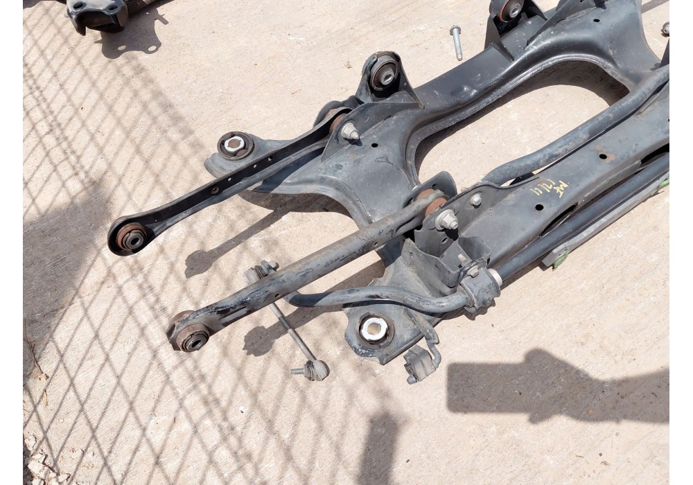 Recambio de puente trasero para land rover range rover evoque (l538) 2.0 d 4x4 referencia OEM IAM LR072077  