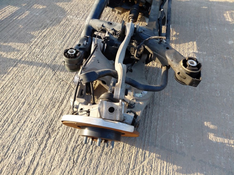 Recambio de puente trasero para jaguar e-pace (x540) 2.0 d150 awd referencia OEM IAM J9C7131  