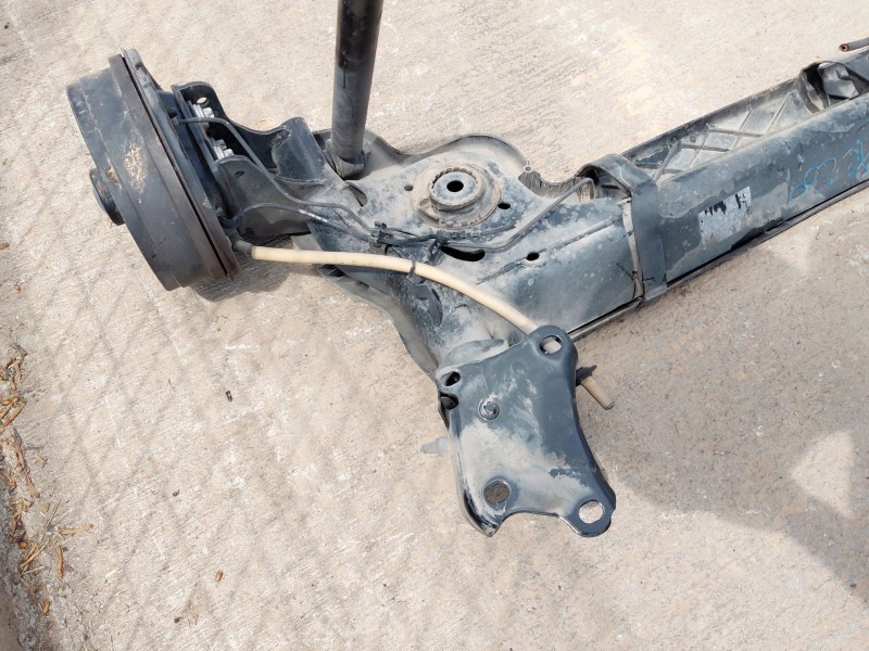 Recambio de puente trasero para dacia duster (hm_) 1.0 lpg (hmmt) referencia OEM IAM 555016666R  