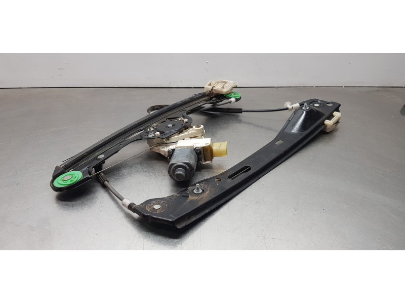 Recambio de elevalunas delantero derecho para bmw serie 1 berlina (e81/e87) 116i referencia OEM IAM 51337138466   Recambio de elevalunas delantero derecho para bmw serie 1 berlina (e81/e87) 116i referencia OEM IAM 51337138466