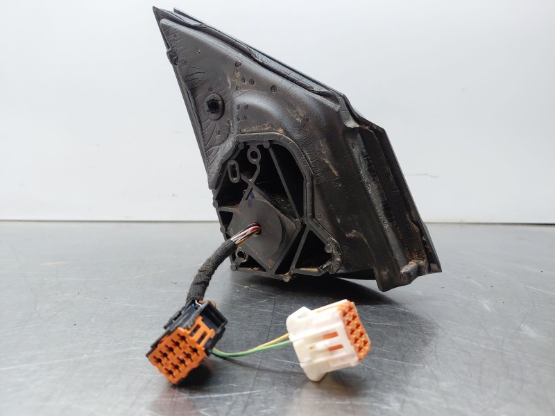 Recambio de retrovisor izquierdo para peugeot 3008 active referencia OEM IAM 1635224580  