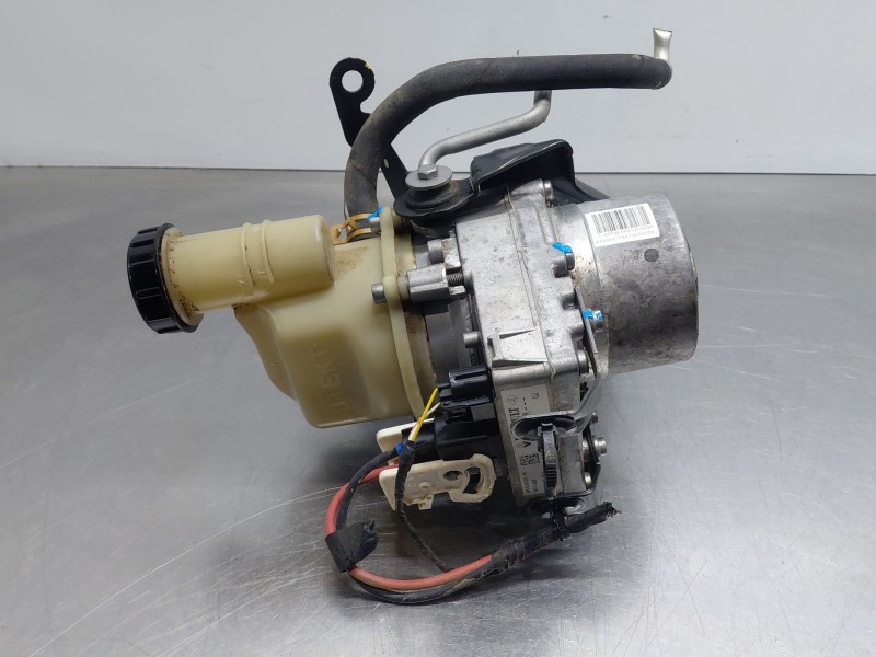 Recambio de bomba direccion para dacia sandero essence referencia OEM IAM   