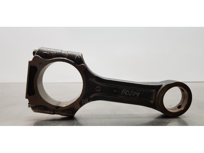 Recambio de biela para ssangyong rodius xdi limited referencia OEM IAM   