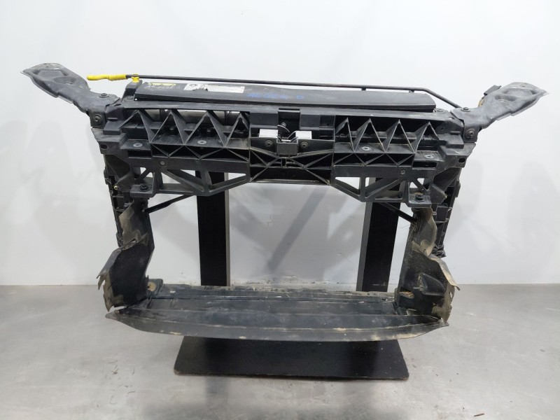 Recambio de panel frontal para seat leon (5f1) style referencia OEM IAM   