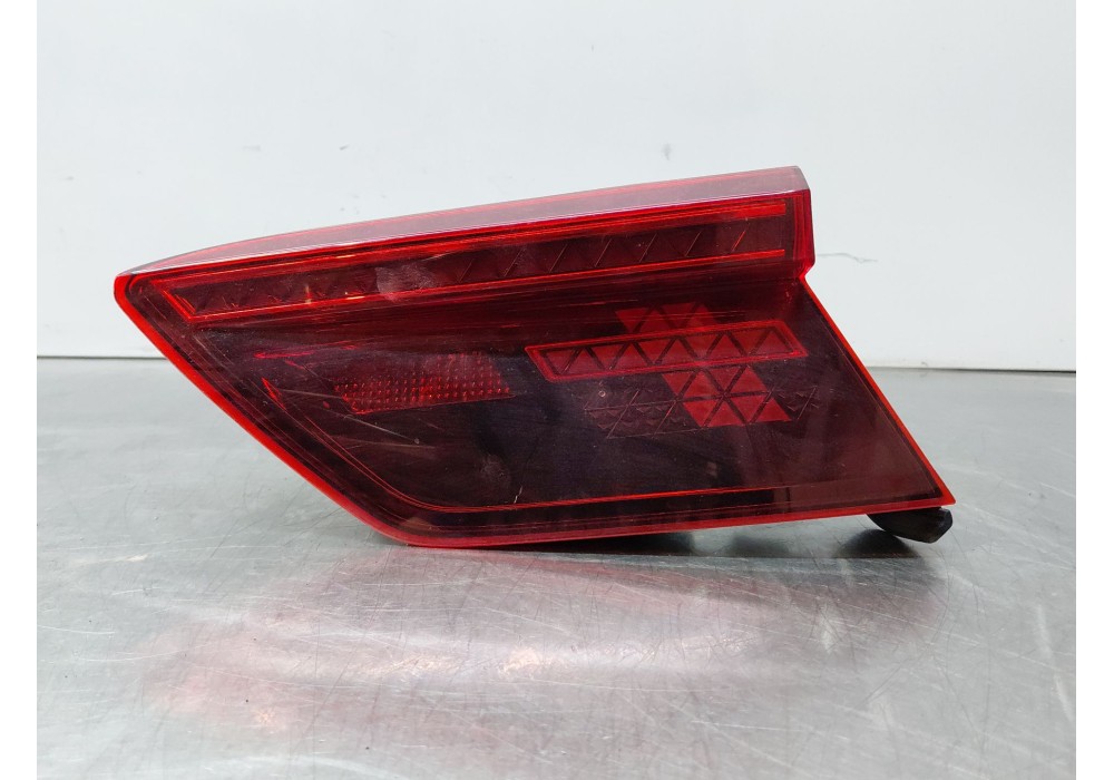Recambio de piloto trasero derecho interior para volkswagen tiguan (ad1, ax1) 2.0 tdi 4motion referencia OEM IAM   