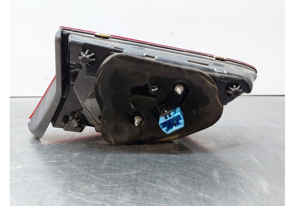 Recambio de piloto trasero derecho interior para volkswagen tiguan (ad1, ax1) 2.0 tdi 4motion referencia OEM IAM   