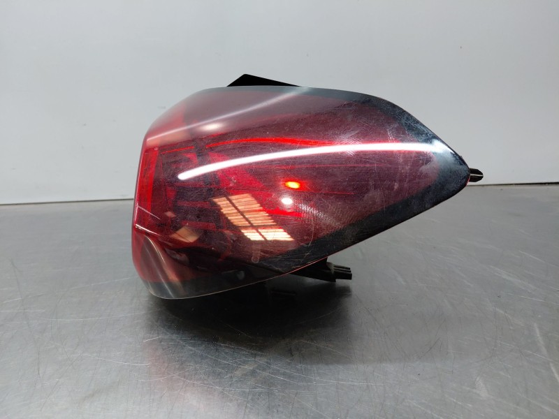 Recambio de piloto trasero derecho para opel corsa f (p2jo) 1.2 (68) referencia OEM IAM   
