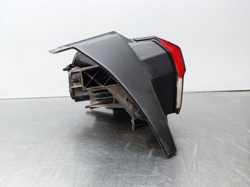 Recambio de piloto trasero derecho para opel corsa f (p2jo) 1.2 (68) referencia OEM IAM   