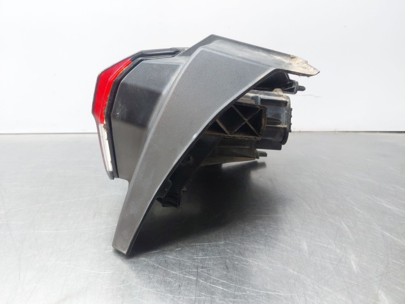 Recambio de piloto trasero izquierdo para opel corsa f (p2jo) 1.2 (68) referencia OEM IAM   