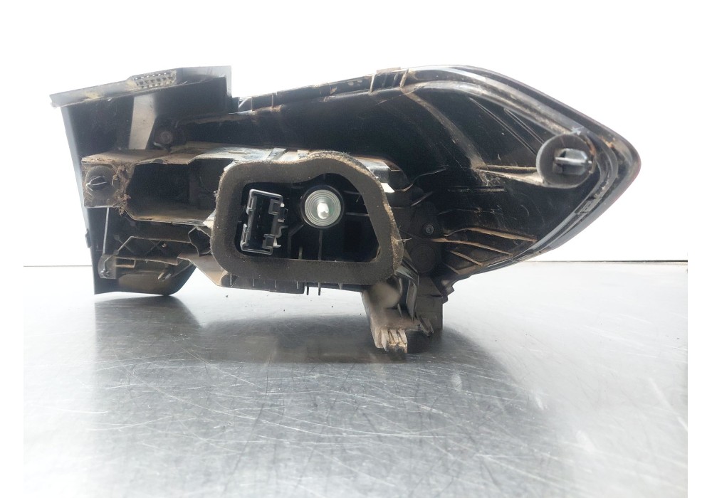 Recambio de piloto trasero izquierdo para opel corsa f (p2jo) 1.2 (68) referencia OEM IAM   