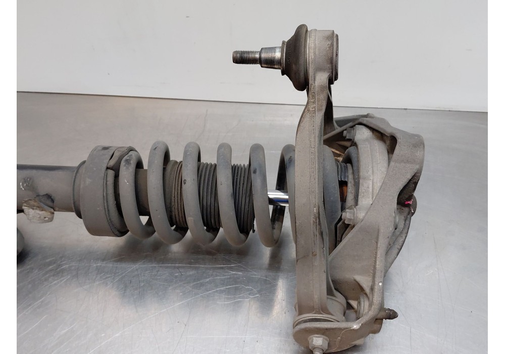 Recambio de amortiguador delantero derecho para audi q7 (4lb) 3.0 tdi quattro referencia OEM IAM   