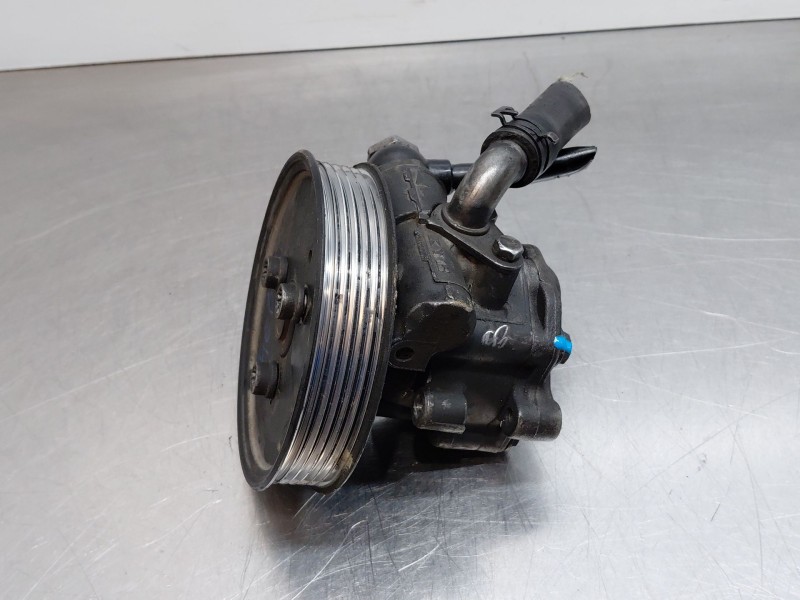 Recambio de bomba direccion para audi q7 (4lb) 3.0 tdi quattro referencia OEM IAM 7L8422154D  