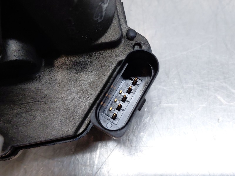 Recambio de caja mariposa para audi q7 (4lb) 3.0 tdi quattro referencia OEM IAM 059145950H  