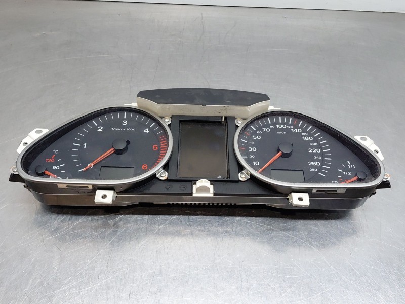 Recambio de cuadro instrumentos para audi q7 (4lb) 3.0 tdi quattro referencia OEM IAM 4L0920900J  