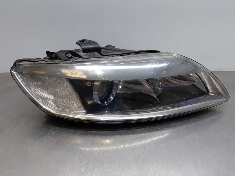 Recambio de faro derecho para audi q7 (4lb) 3.0 tdi quattro referencia OEM IAM 4L0941030B  