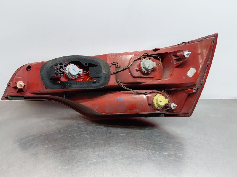Recambio de piloto trasero izquierdo para audi q7 (4lb) 3.0 tdi quattro referencia OEM IAM 4L0945093  