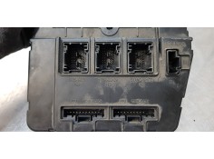 Recambio de caja reles / fusibles para renault megane ii berlina 5p privilege referencia OEM IAM 8200305576   2