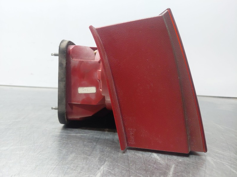 Recambio de piloto trasero derecho para seat altea (5p1) 1.9 tdi referencia OEM IAM 5P8945112A 5P8945096 