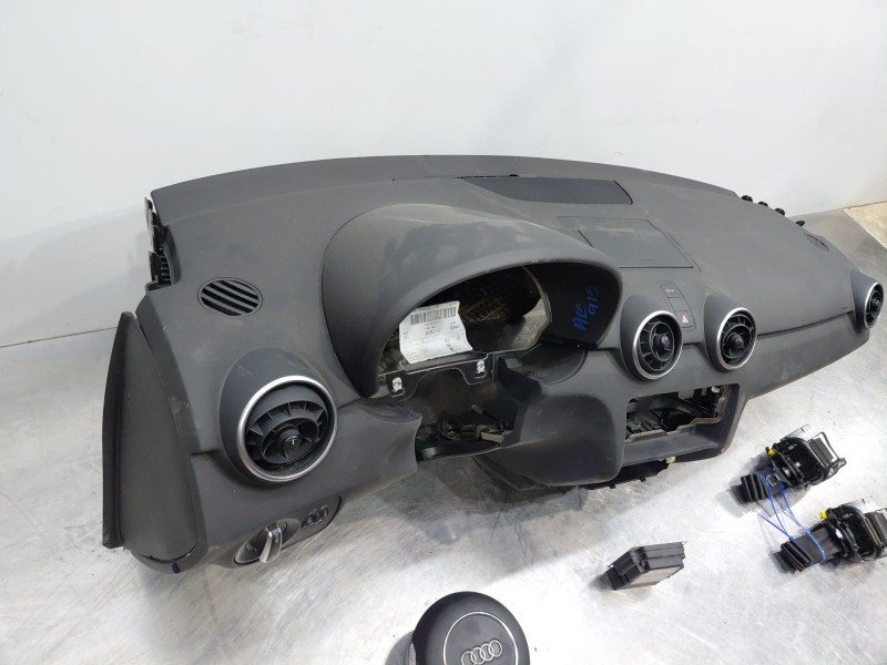 Recambio de kit airbag para audi a1 sportback (8xa, 8xf) 1.2 tfsi referencia OEM IAM 8XB85700324A  