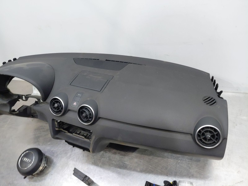 Recambio de kit airbag para audi a1 sportback (8xa, 8xf) 1.2 tfsi referencia OEM IAM 8XB85700324A  