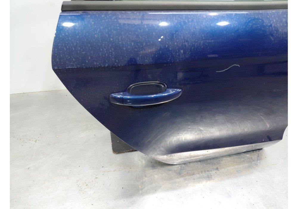 Recambio de puerta trasera derecha para audi a1 sportback (8xa, 8xf) 1.2 tfsi referencia OEM IAM 8X4833052B  