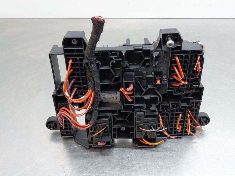 Recambio de caja reles / fusibles para mercedes-benz clase a (w177) a 200 d (177.012) referencia OEM IAM   