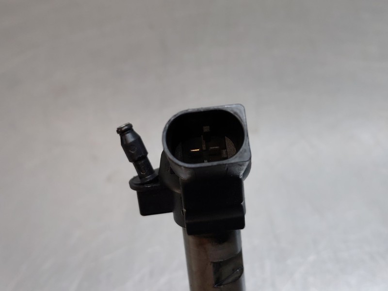 Recambio de inyector para audi q7 (4lb) 3.0 tdi quattro referencia OEM IAM 059130277BD  