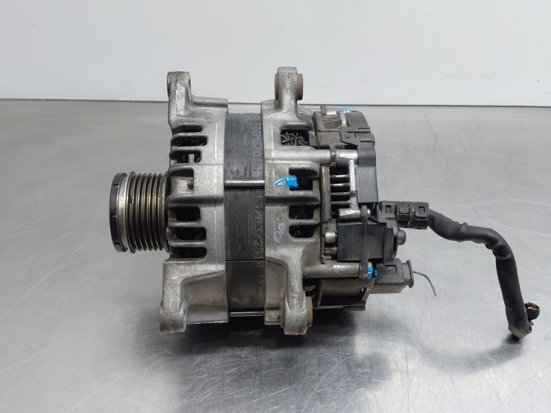 Recambio de alternador para mercedes-benz clase a (w177) a 180 d (177.003) referencia OEM IAM A0009066606  