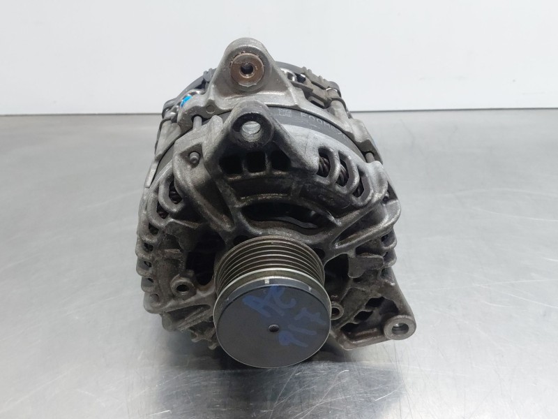 Recambio de alternador para mercedes-benz clase a (w177) a 180 d (177.003) referencia OEM IAM A0009066606  