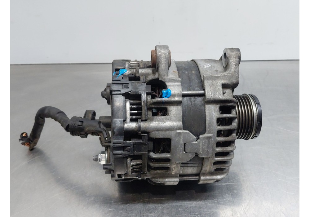 Recambio de alternador para mercedes-benz clase a (w177) a 180 d (177.003) referencia OEM IAM A0009066606  