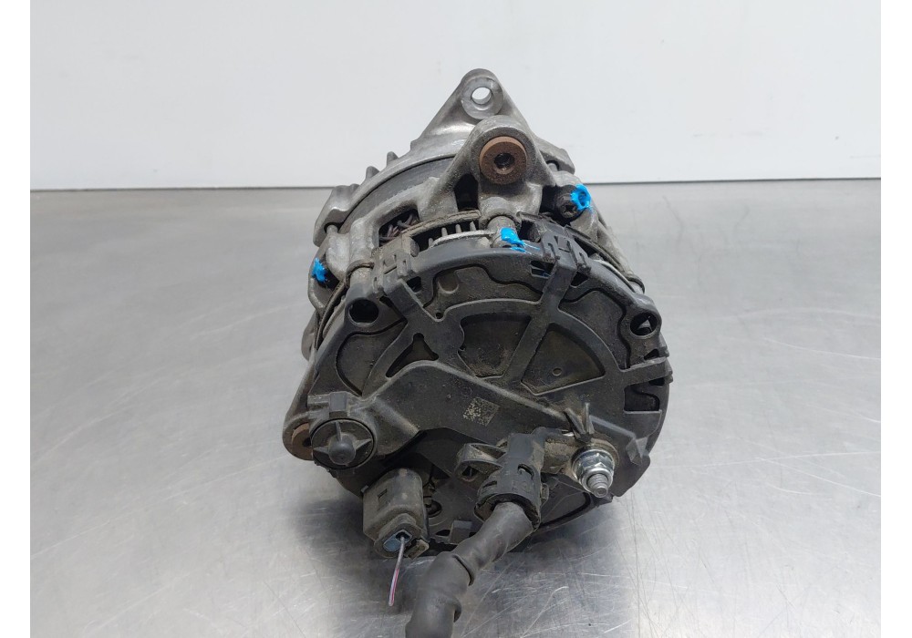 Recambio de alternador para mercedes-benz clase a (w177) a 180 d (177.003) referencia OEM IAM A0009066606  