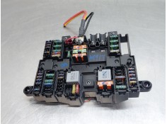 Recambio de caja reles / fusibles para mercedes-benz clase a (w177) a 180 d (177.003) referencia OEM IAM A1779061102  