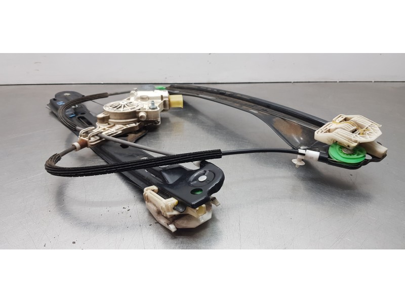 Recambio de elevalunas delantero derecho para bmw serie 1 berlina (e81/e87) 116i referencia OEM IAM 51337138466   Recambio de elevalunas delantero derecho para bmw serie 1 berlina (e81/e87) 116i referencia OEM IAM 51337138466