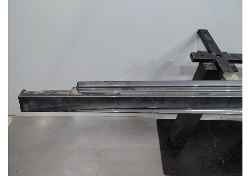 Recambio de faldon lateral para mercedes-benz clase a (w177) a 180 d (177.003) referencia OEM IAM A1776980100  