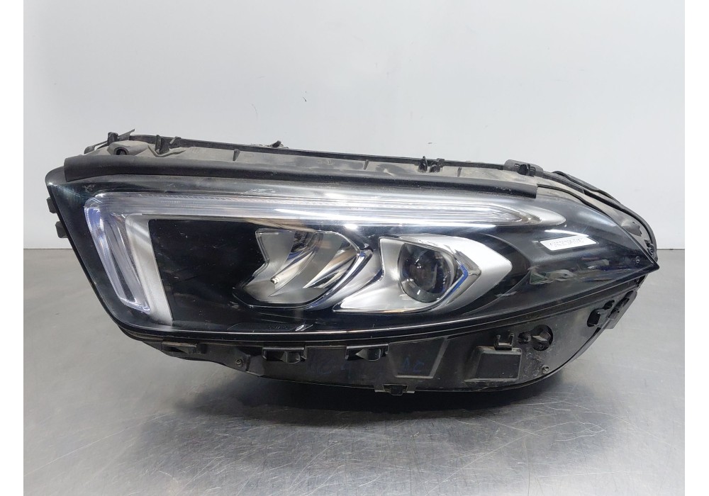 Recambio de faro izquierdo para mercedes-benz clase a (w177) a 180 d (177.003) referencia OEM IAM A1779060101  