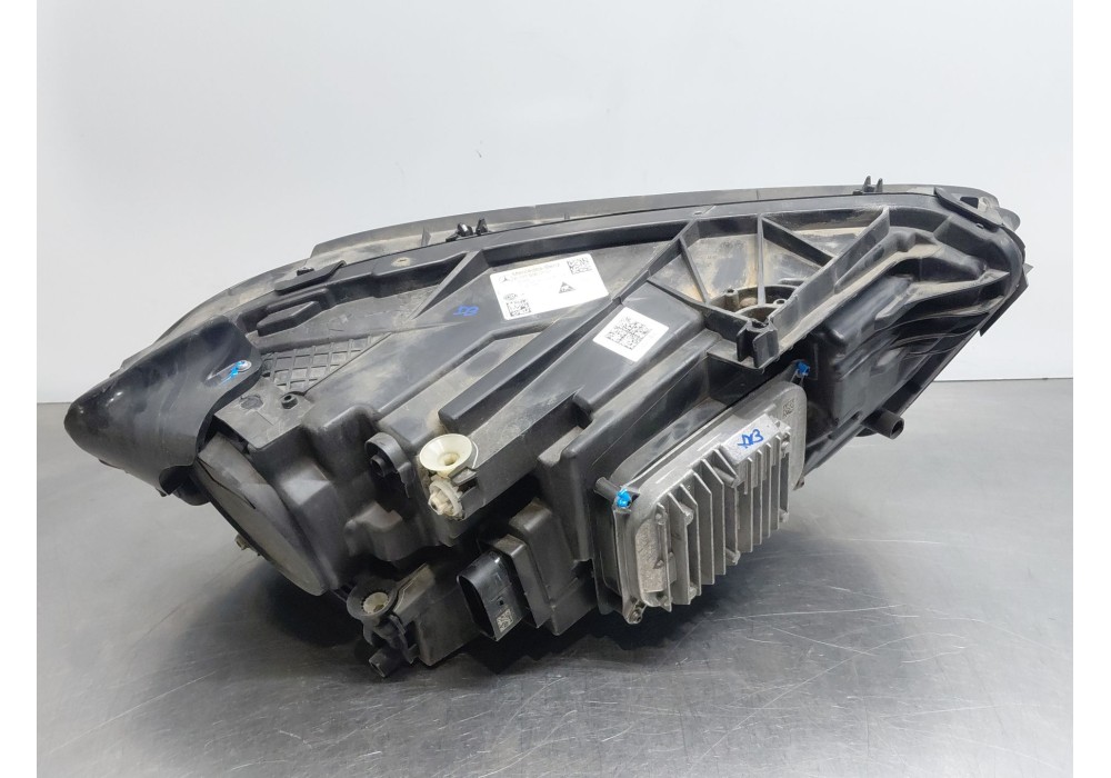 Recambio de faro izquierdo para mercedes-benz clase a (w177) a 180 d (177.003) referencia OEM IAM A1779060101  