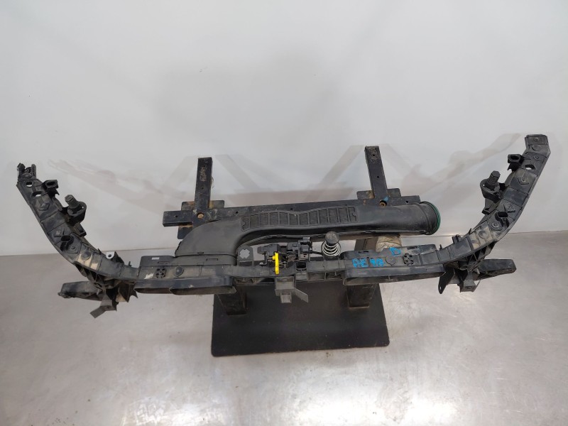 Recambio de panel frontal para mercedes-benz clase a (w177) a 180 d (177.003) referencia OEM IAM A1776202102  
