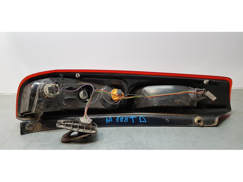 Recambio de piloto trasero derecho para ford fiesta (cbk) trend referencia OEM IAM 6S6113404BF  