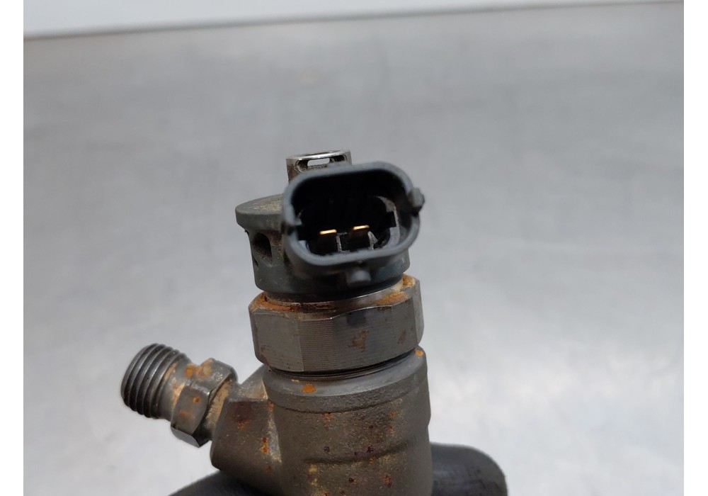 Recambio de inyector para renault clio iv furgoneta/hatchback (bh_) 1.5 dci 75 referencia OEM IAM 0445110652  