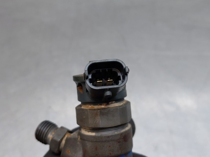 Recambio de inyector para renault clio iv furgoneta/hatchback (bh_) 1.5 dci 75 referencia OEM IAM 0445110652  