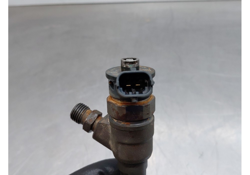 Recambio de inyector para renault clio iv furgoneta/hatchback (bh_) 1.5 dci 75 referencia OEM IAM 0445110652  